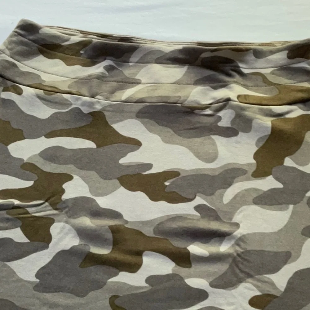 Camo Print Pencil Skirt LOGO Lounge by Lori Goldstein Stretch Knit Gray Olive